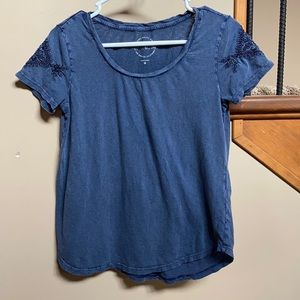Lucky Brand t-shirt